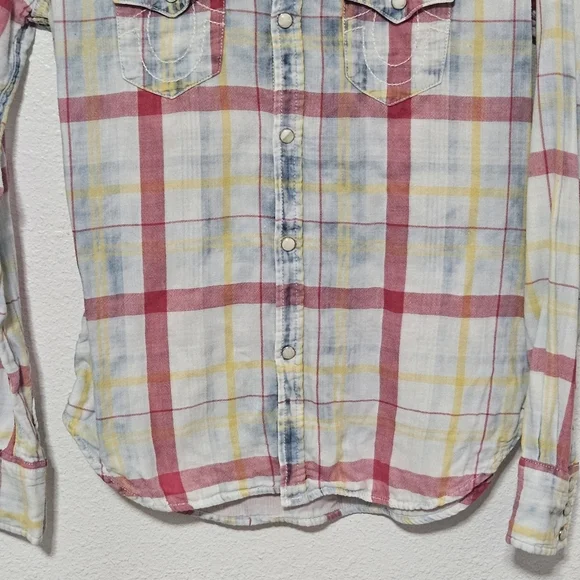 True Religion Western style snap button-down size xs - Picture 3 of 16